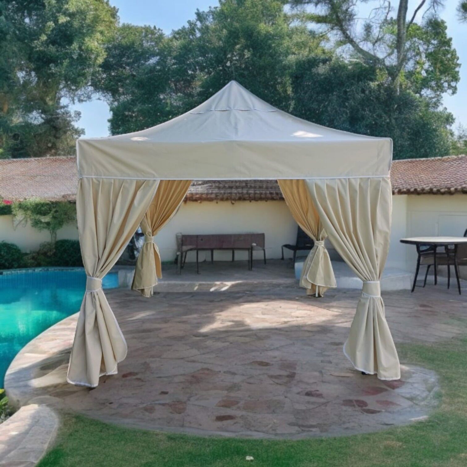 Bahçe Çadırı 4x4 m.